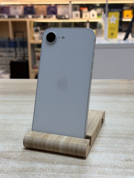 Б.У. Смартфон Apple iPhone 16E 128 ГБ (359367301519781) 6619 - фото 39045