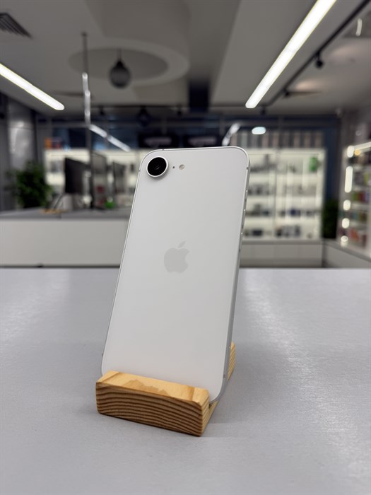 Б.У. Смартфон Apple iPhone 16E 128 ГБ (352638935063751) 6524 - фото 39545