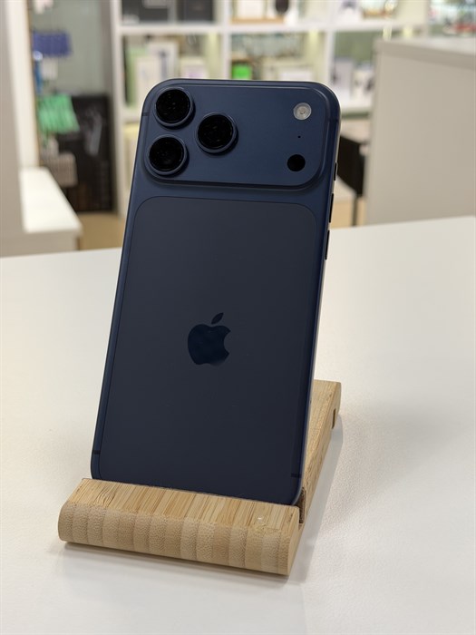 Смартфон Apple iPhone 17 Pro Max 512Gb (Sim+Esim)  (352758405660835) 7099 - фото 40687