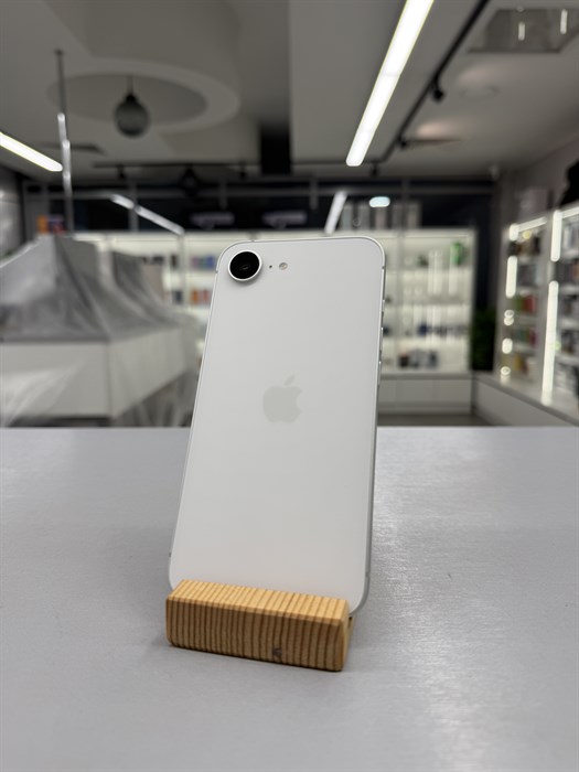 Б.У. Смартфон Apple iPhone 16E 128 ГБ (353591263395759) 6619 - фото 40817