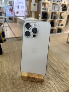 Б.У. Смартфон Apple iPhone 14 Pro 128GB (357862883486823) 6084