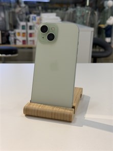 Б.У. Смартфон Apple iPhone 15 128 ГБ (357395861590092) DUAL Sim 7096
